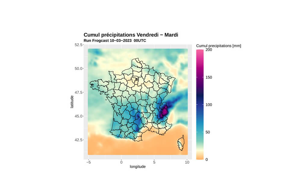 Visualisation cartographique des fortes pluies attendues sur les Alpes.